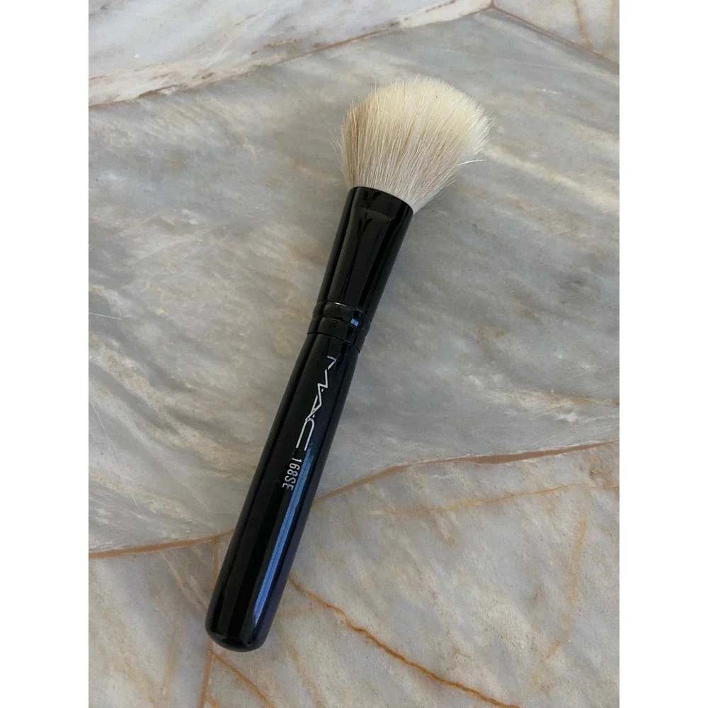 MAC 168 & 168SE Large Angled Contour Makeup Brush Set Black Silver Japan
